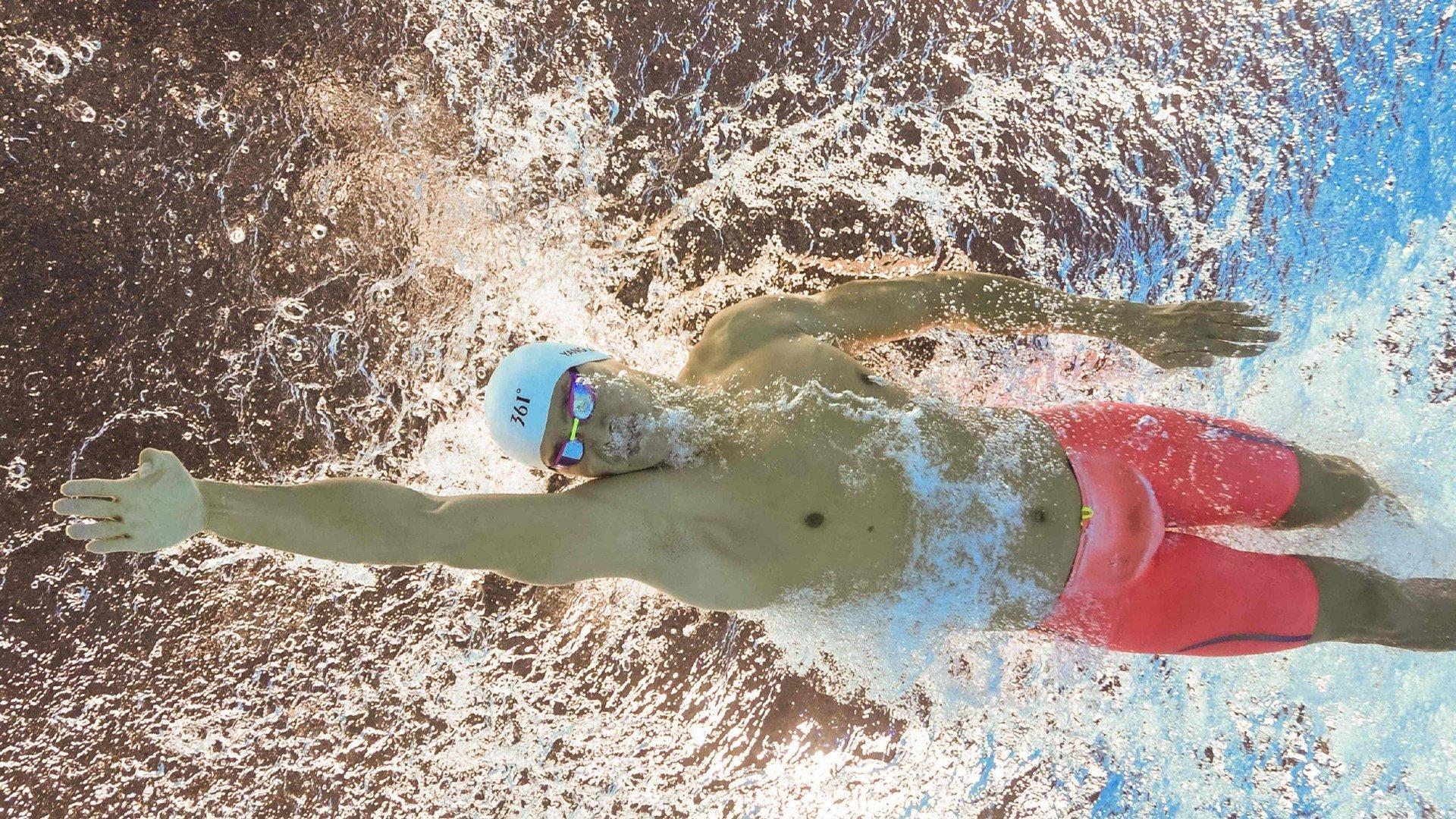 中国女排力克强敌巴西队，豪取世界联赛三连胜