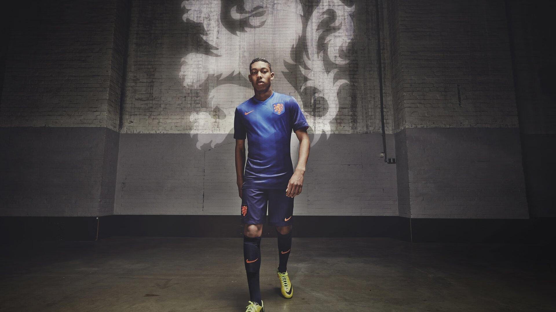 黑马逆袭！无名小将爆冷击败世界冠军，改写赛事历史